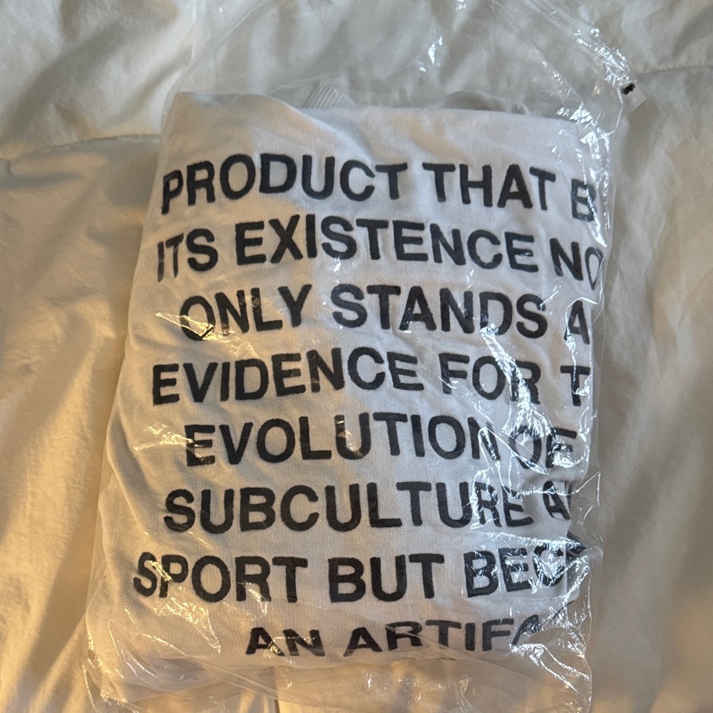 Burton White Hoodie with Black Text - Picture 8 of 8